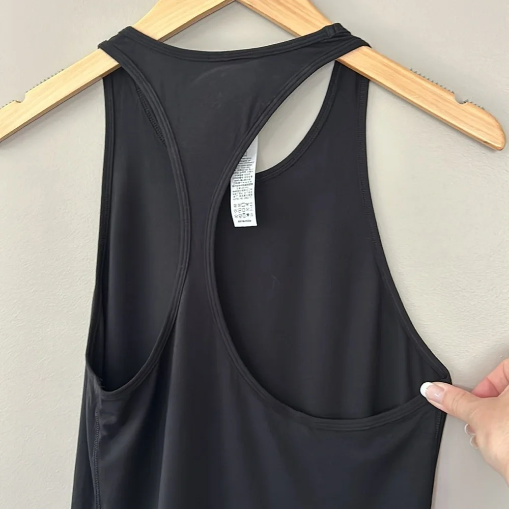 Lululemon High Neck Asymmetrical Back Racerback‎ Tank Black Size 6